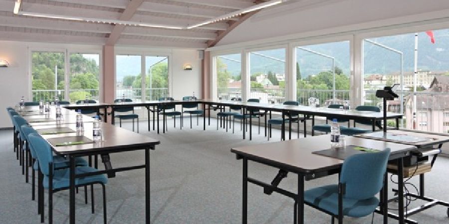 Hop Apartments & Suites Unterseen Bagian luar foto